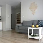 Apartamento Miodowa W Straconce